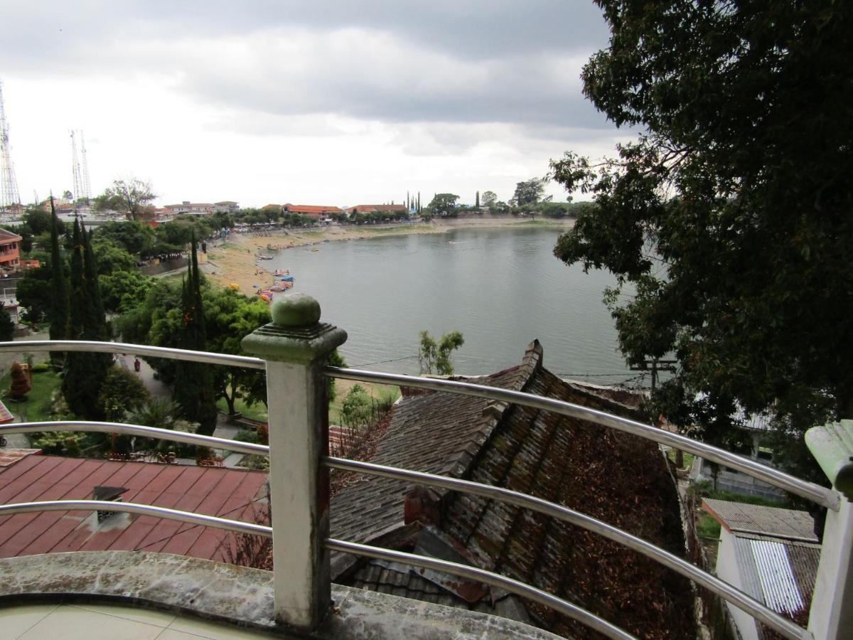 Penginapan Melati Sarangan Buitenkant foto